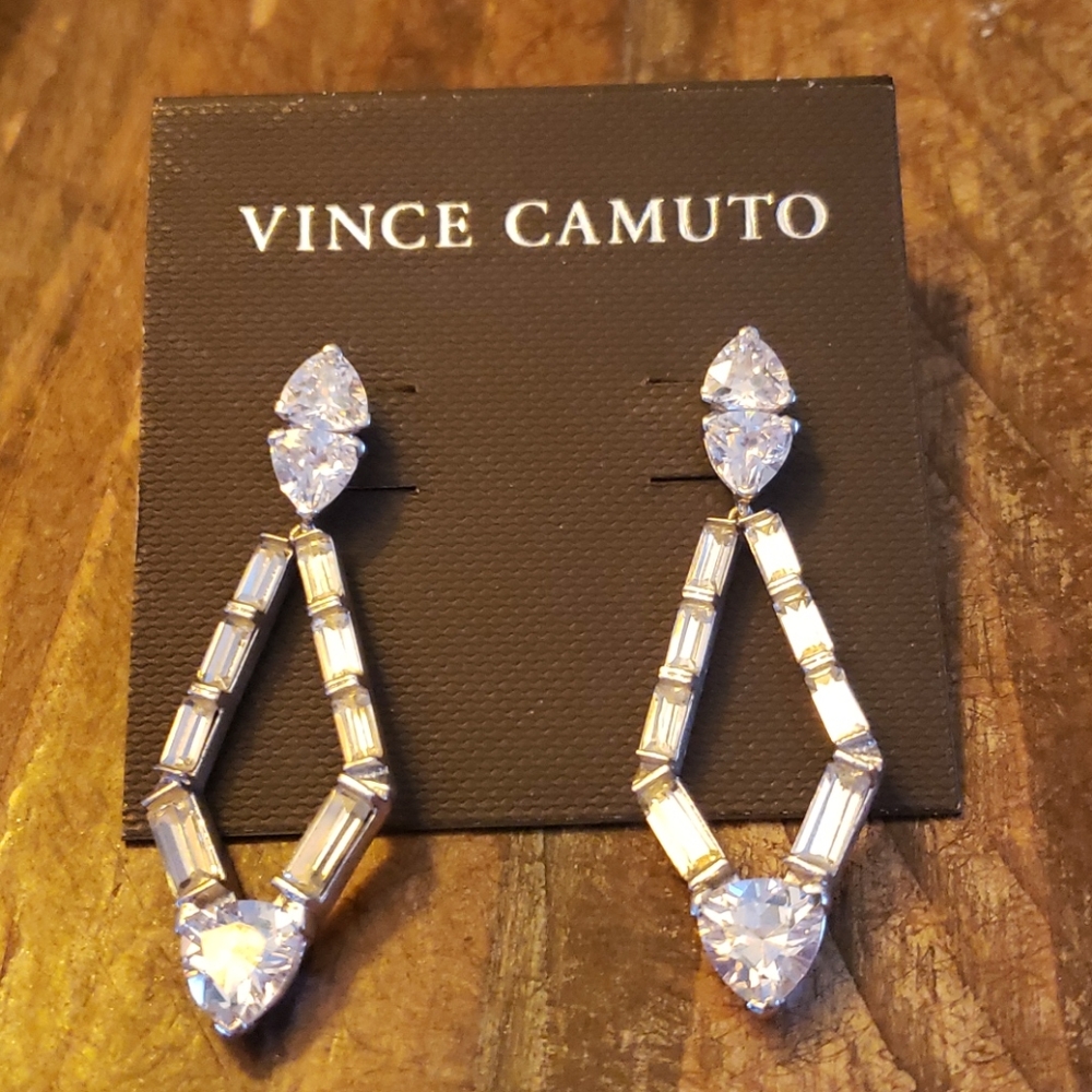 Gorgeous Vince Camuto Earrings
